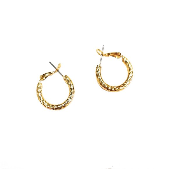 Stylish Modern Gold Rope Hoop Earrings