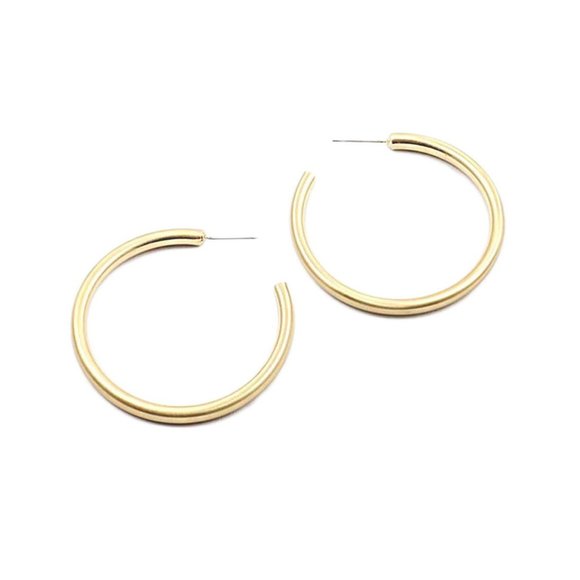 Stylish Modern Gold Thick Medium Hoop Earrings