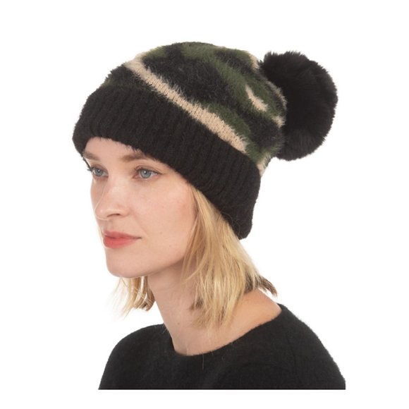 Camouflage Print Pom Pom Beanie Hat