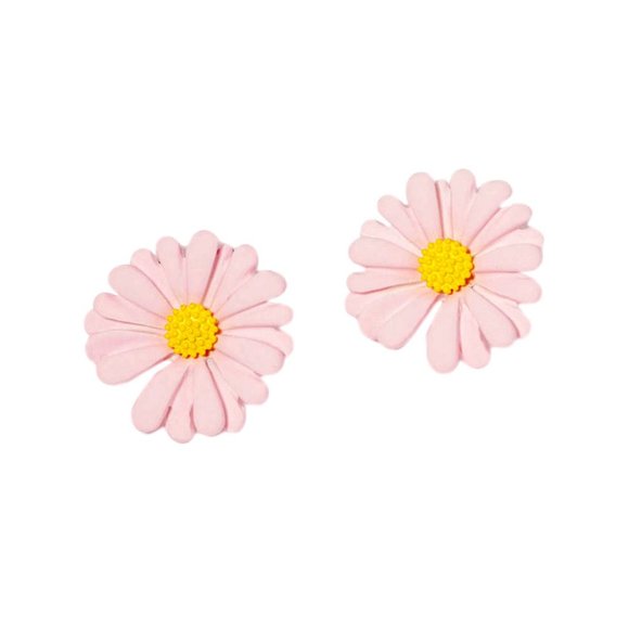 Lustrous Gold Dipped Pink Daisy Floral Stud Earrings