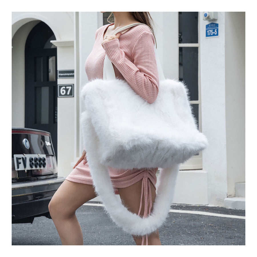 Oversize Pink Fluffy Furry Shoulder Bag