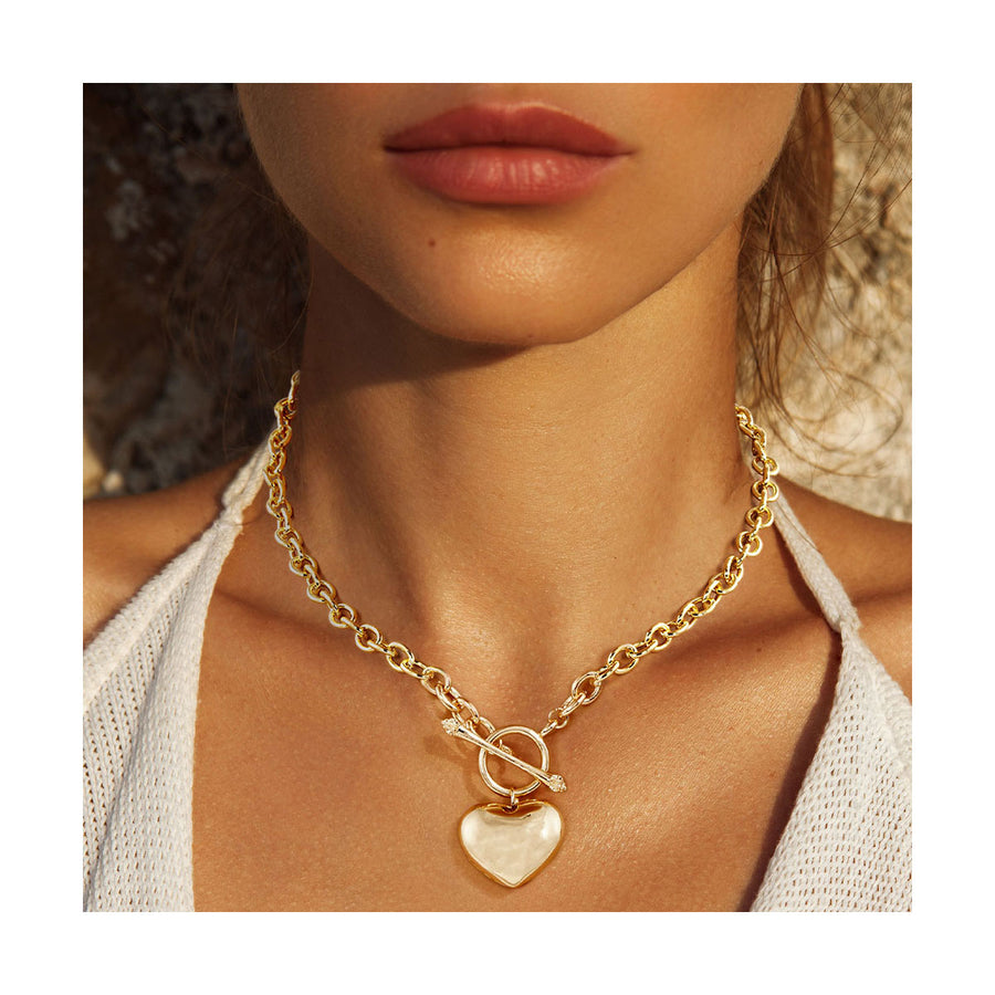 Stylish Gold Metal Chain Heart Pendant Toggle Necklace
