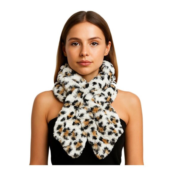 White Faux Fur Leopard Pattern Scarf